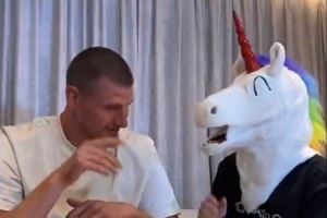 约基奇解锁直播！来看现役第一人现场整活记