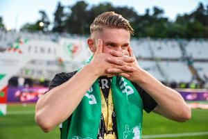 双“倒贴”只为去枪手！约克雷斯愿放弃200万薪资+经纪人放弃佣金