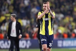 队报：费内巴切和巴黎就1000万转会费达协议，什克预计本周转会