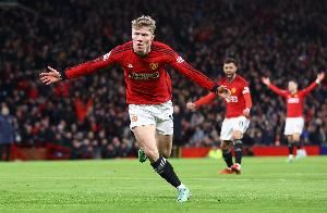 不想走😭英媒：霍伊伦已告知曼联，他不想转会至莱比锡