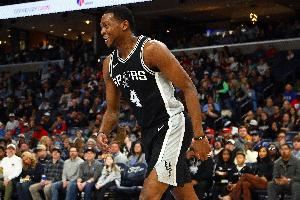 奥康纳：马刺不该顶薪续约福克斯 他跟卡斯尔&哈珀技能重叠