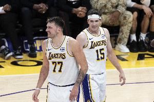 创造奇迹！昨日湖人胜率一度低至8.6% 四胜强敌的概率仅有0.02%！